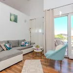 With Parking Space - Lozice, - 23359 Appartement