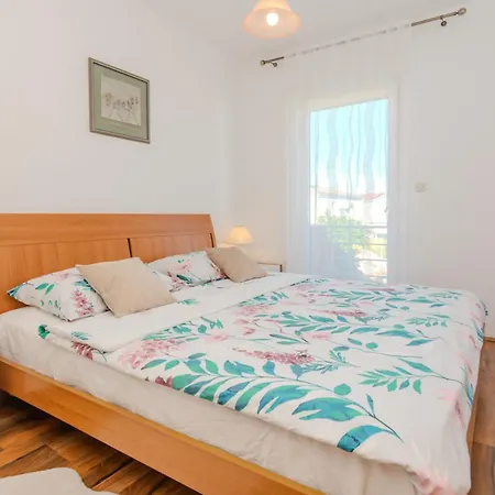 With Parking Space - Lozice, - 23359 아파트 *